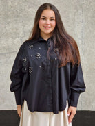 Koszula plus size z perełkowymi zdobieniami Stylowa XL
