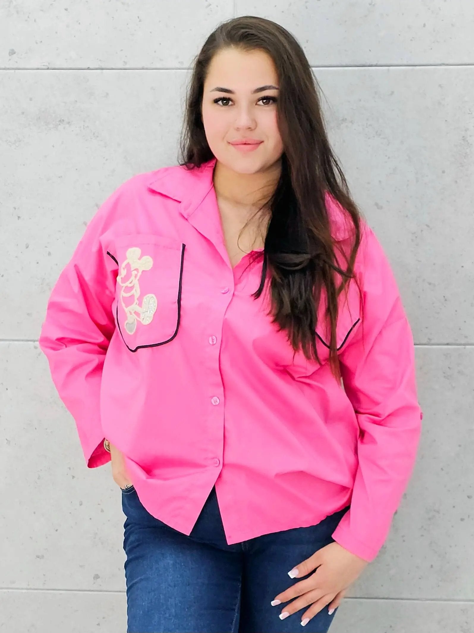 Koszula z kieszenią na przodzie z naszywaną MIKI Stylowa XL