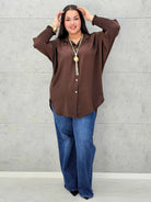 Koszulowa bluzka/tunika plus size ze ściągaczami – zielona, biała, czarna, czekoladowa, bordowa | Stylowa XL - Stylowa XL