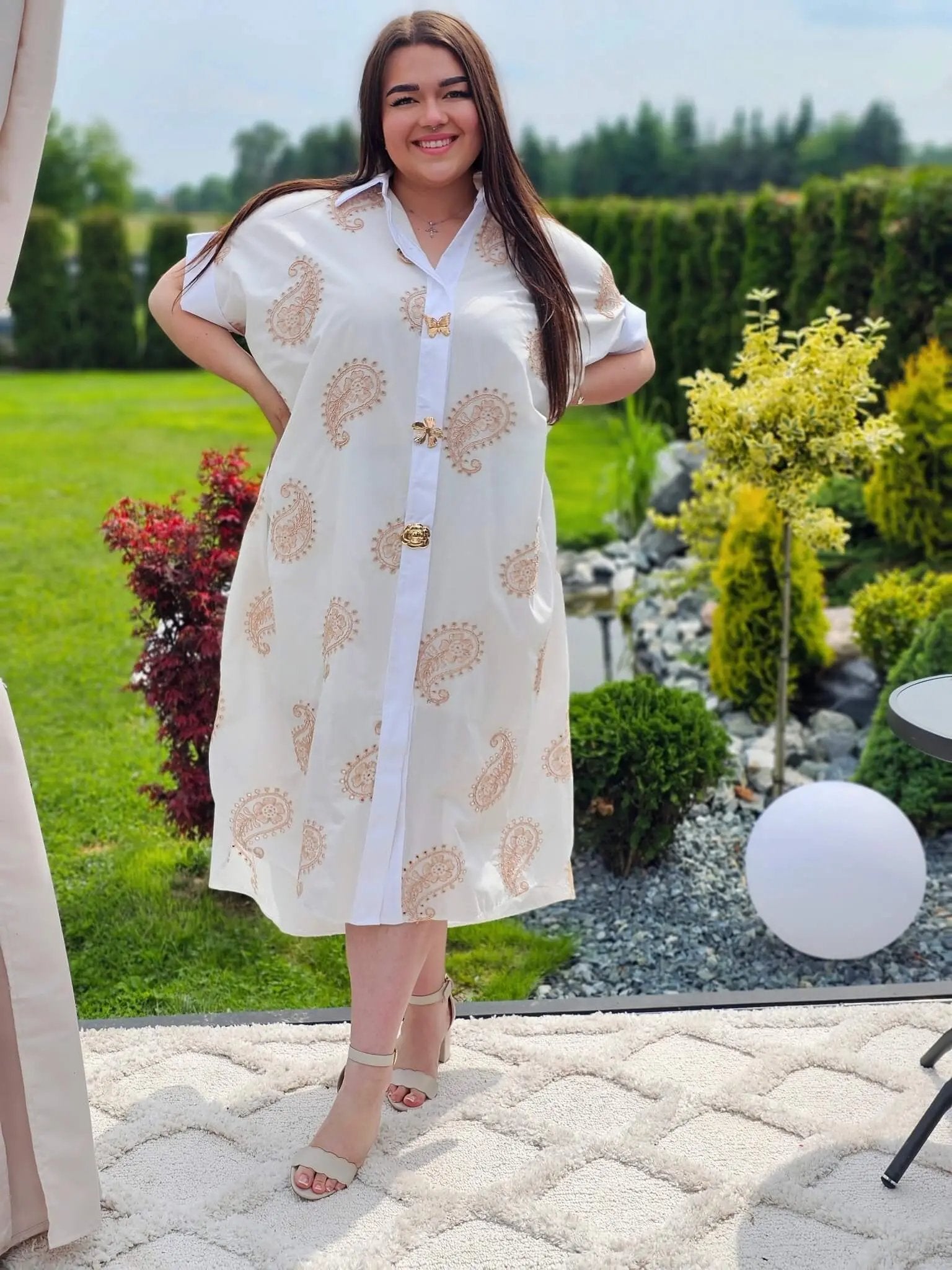 Koszulowa sukienka z bawełny Stylowa XL