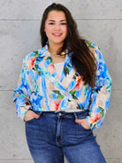 Krótka marynarka plus size w kwiaty – elegancja w modnym wydaniu Stylowa XL Stylowa XL