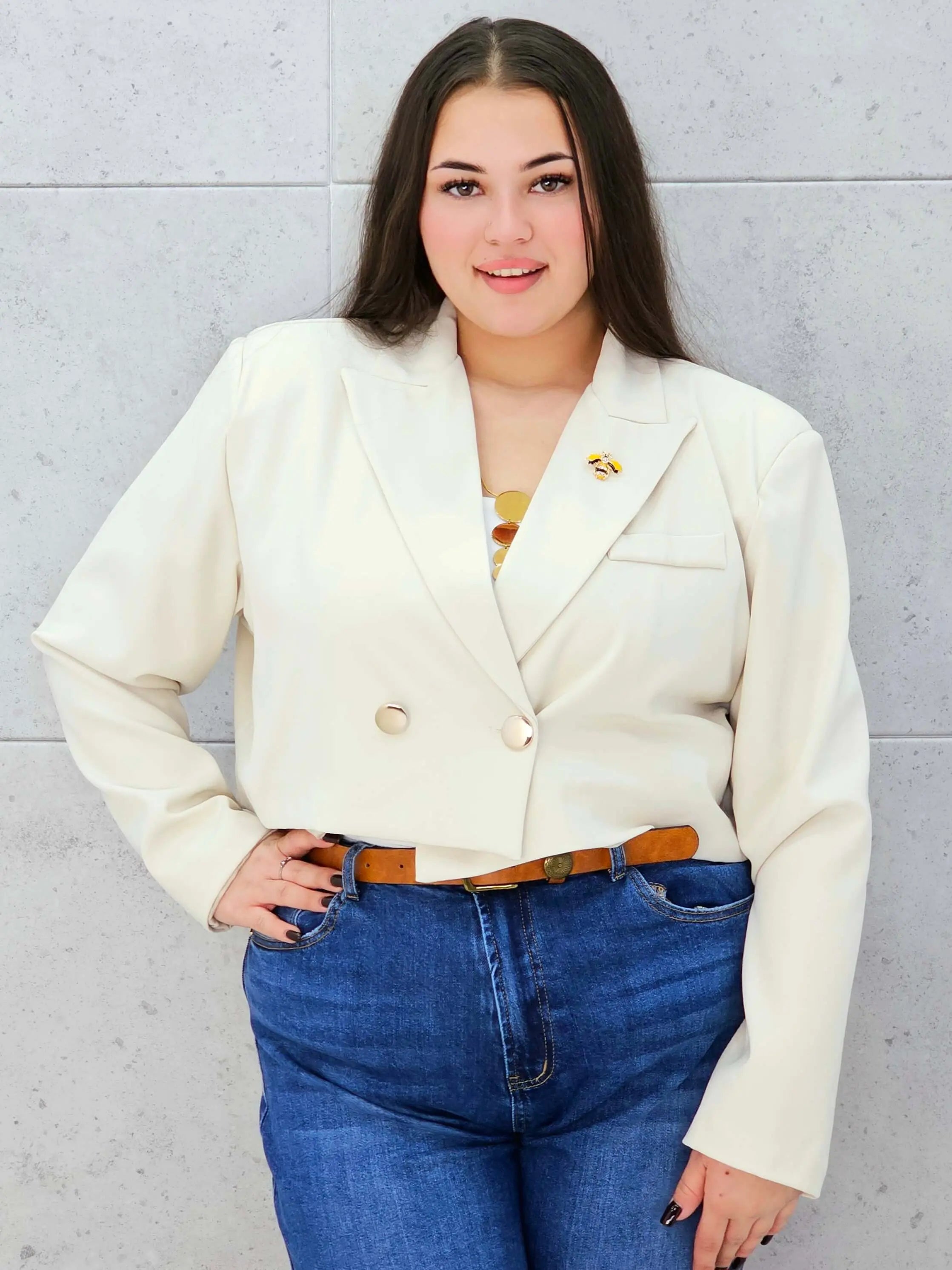 Krótka marynarka plus size z guzikami – stylowa i nowoczesna Stylowa XL Stylowa XL