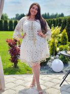 Krótka sukienka z koronką i chwostami Stylowa XL