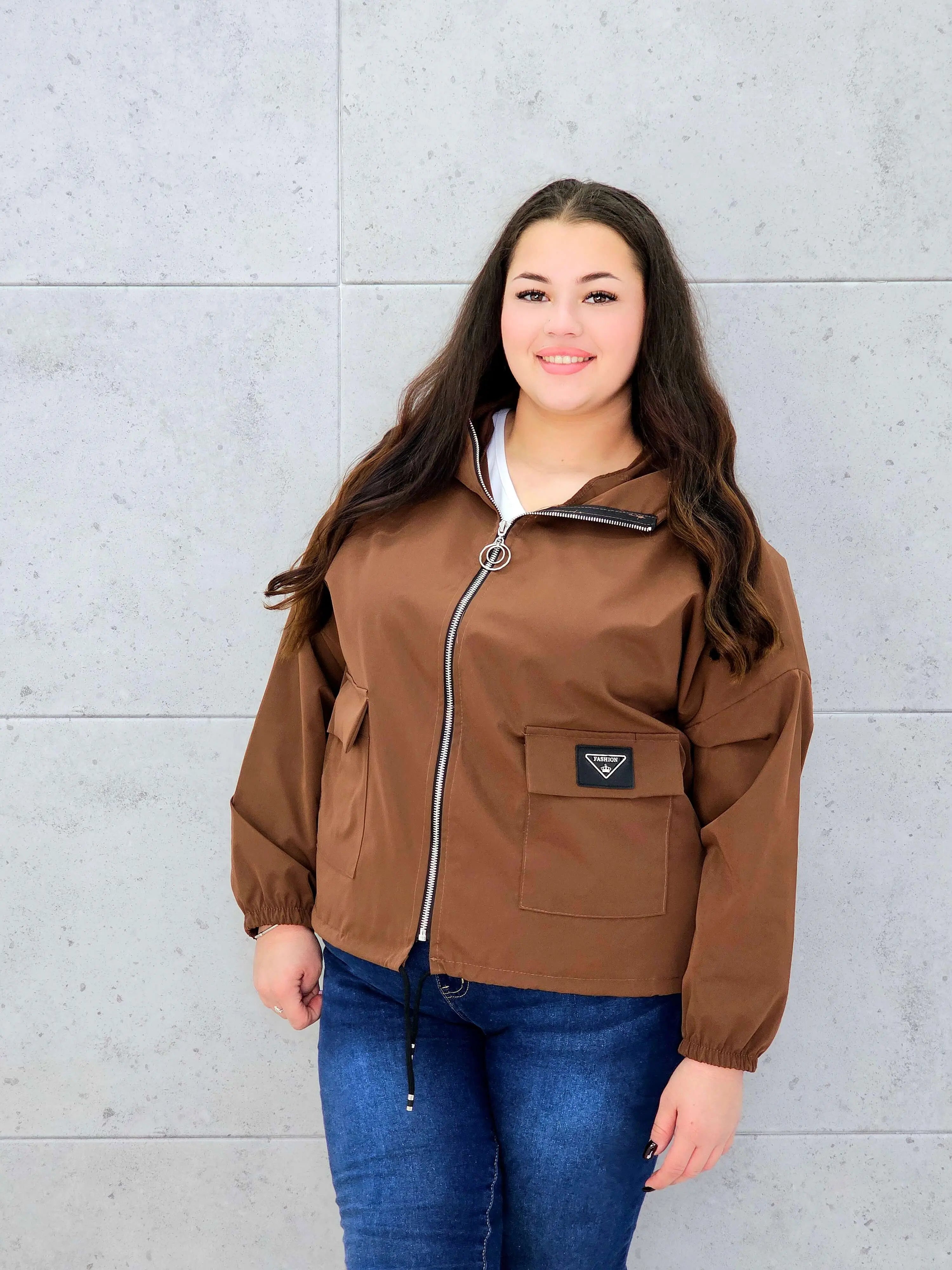 Kurtka damska – lekka, modna i praktyczna propozycja plus size Stylowa XL
