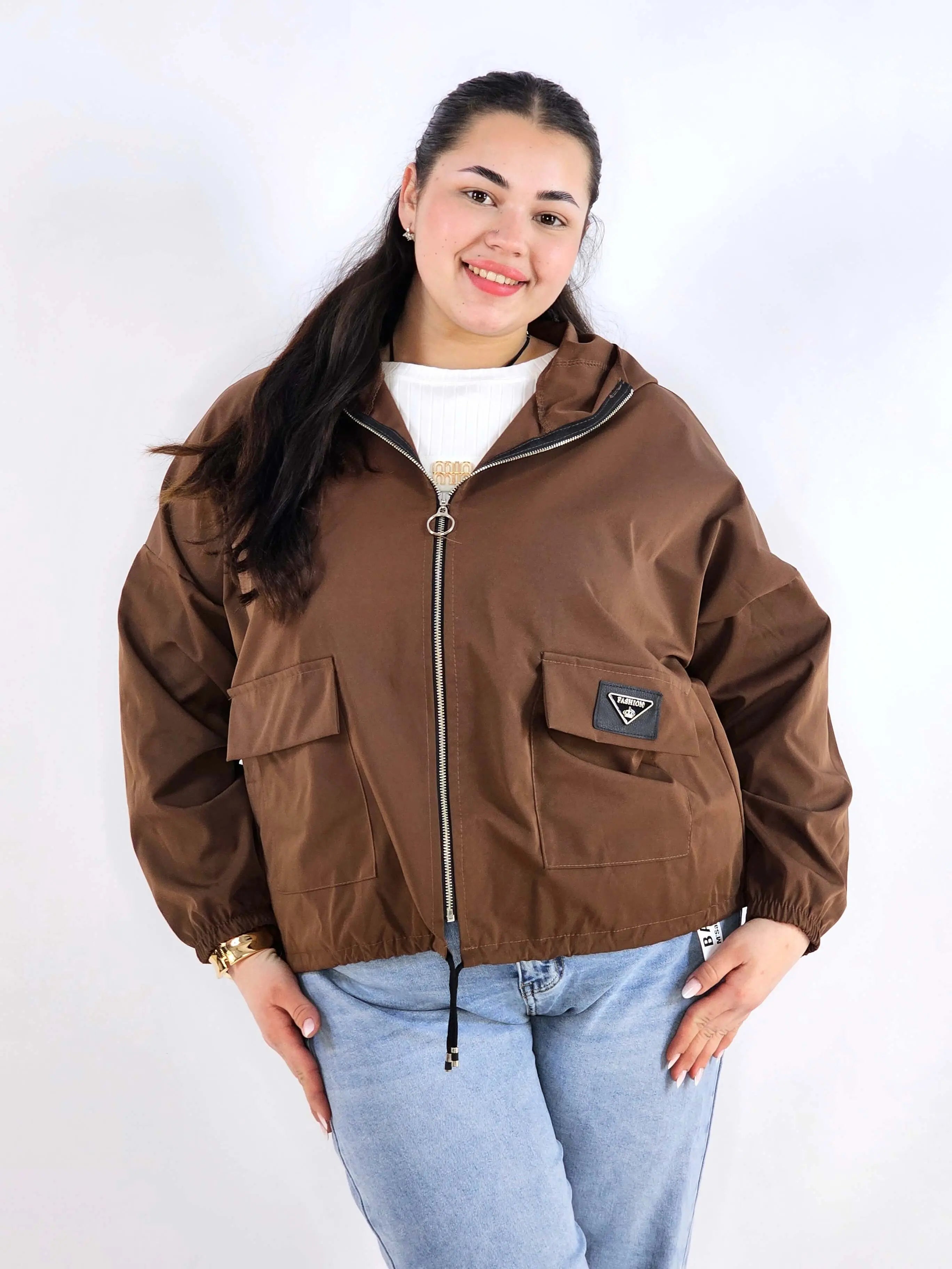 Kurtka damska – lekka, modna i praktyczna propozycja plus size Stylowa XL