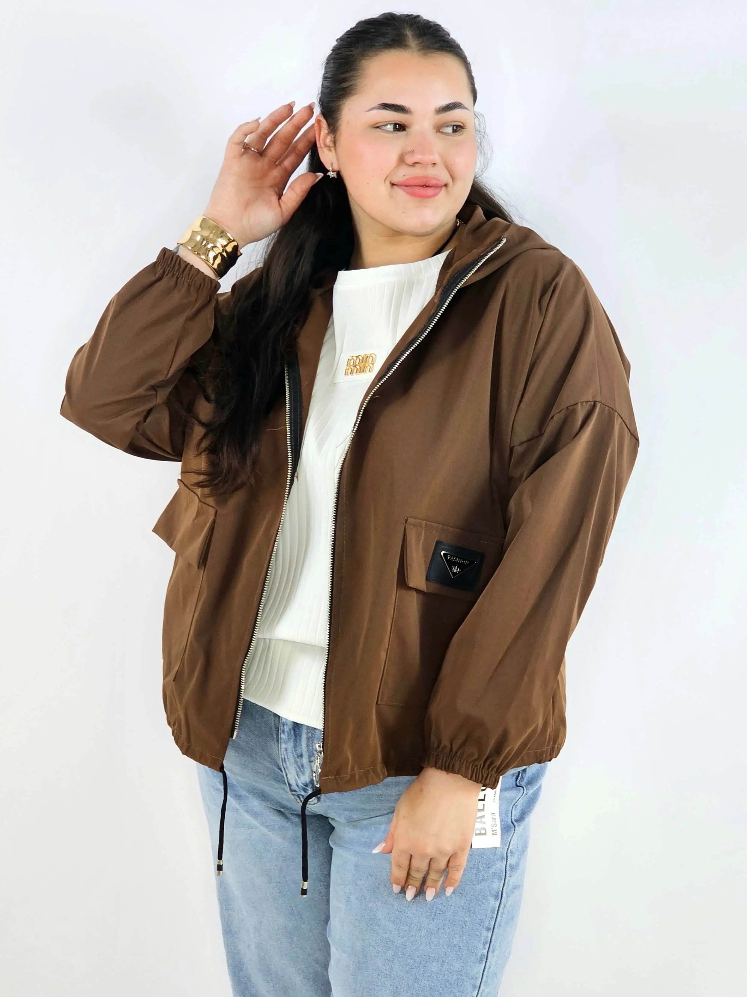 Kurtka damska – lekka, modna i praktyczna propozycja plus size Stylowa XL