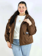 Kurtka damska – lekka, modna i praktyczna propozycja plus size Stylowa XL