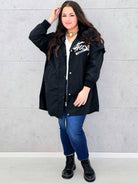 Kurtka damska z nadrukiem freestyle XXL – modny miejski styl w wersji plus size Stylowa XL