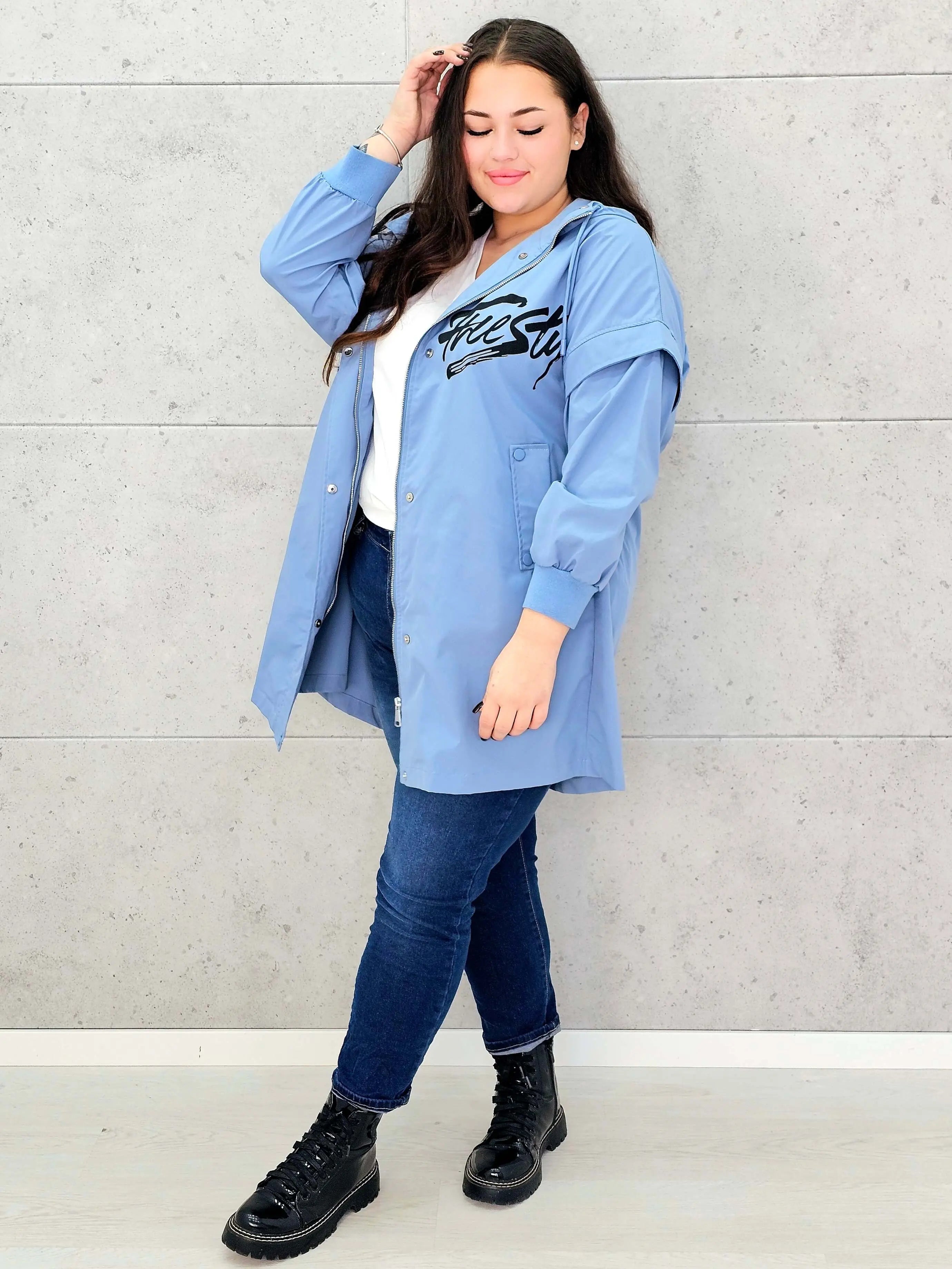 Kurtka damska z nadrukiem freestyle XXL – modny miejski styl w wersji plus size Stylowa XL