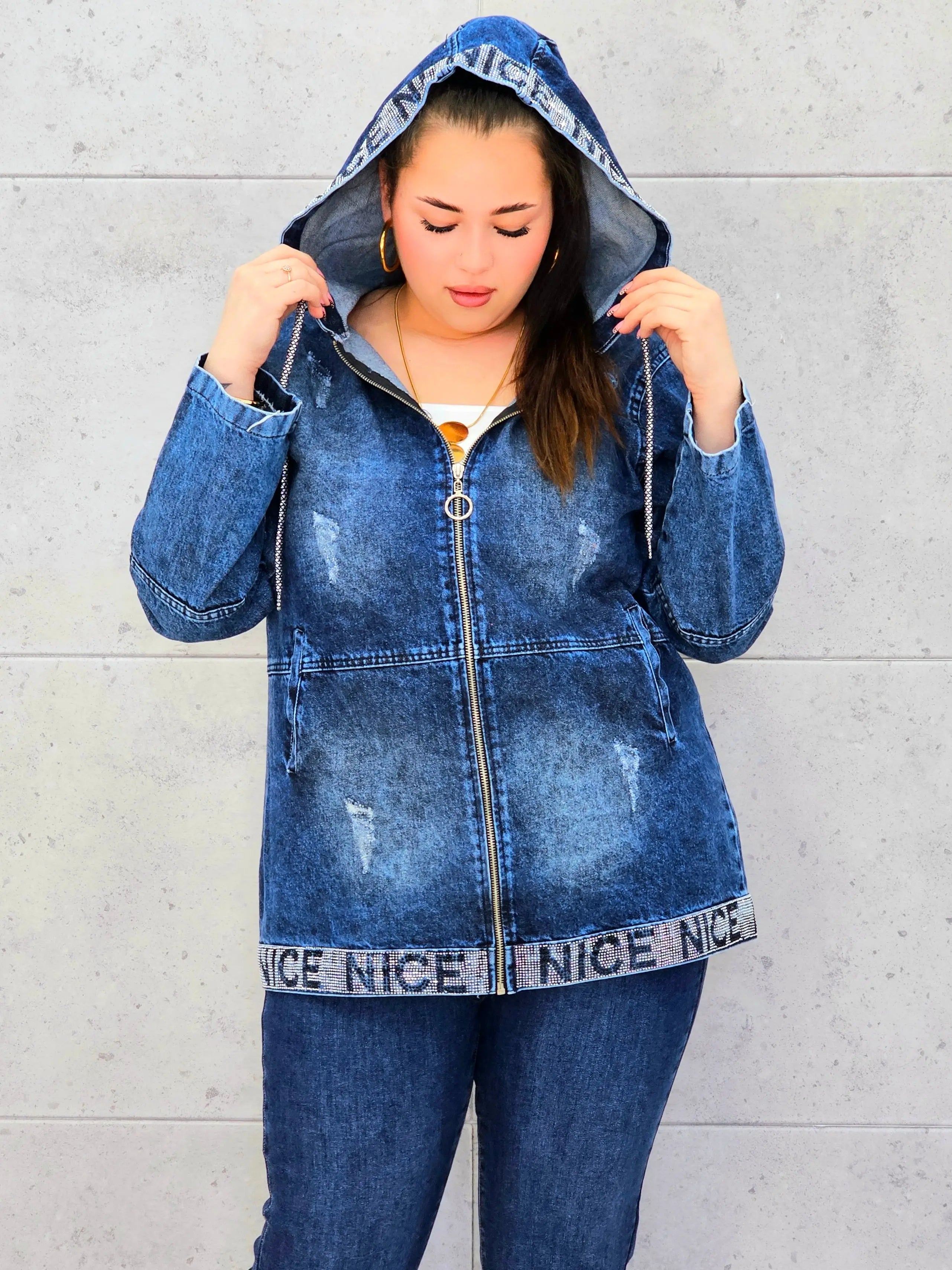 Kurtka jeansowa plus size NICE – wygodny jeans w modnym stylu XXL Stylowa XL