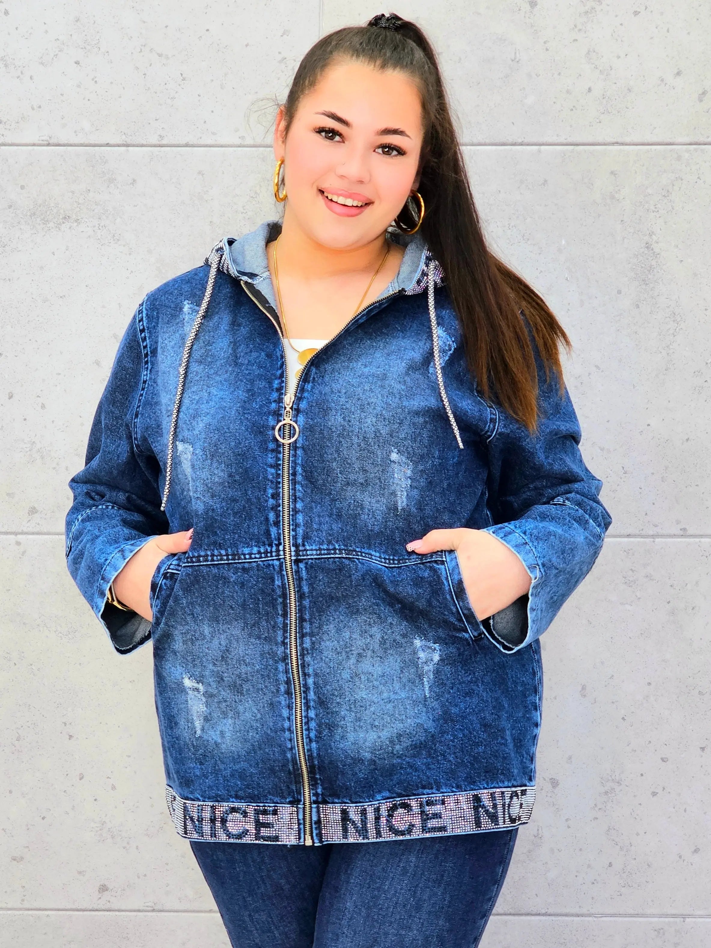 Kurtka jeansowa plus size NICE – wygodny jeans w modnym stylu XXL Stylowa XL