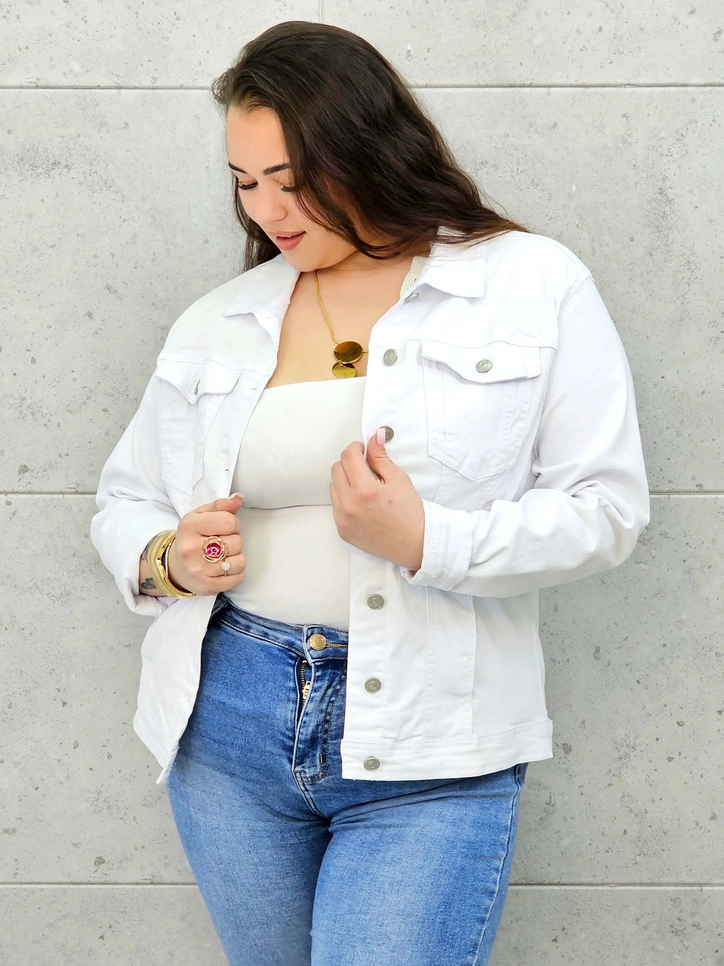 Kurtka jeansowa plus size biała – klasyczna katana XXL Stylowa XL Stylowa XL