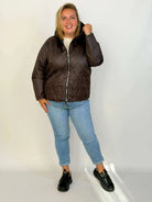 Kurtka pikowana Plus Size z kapturem Stylowa XL