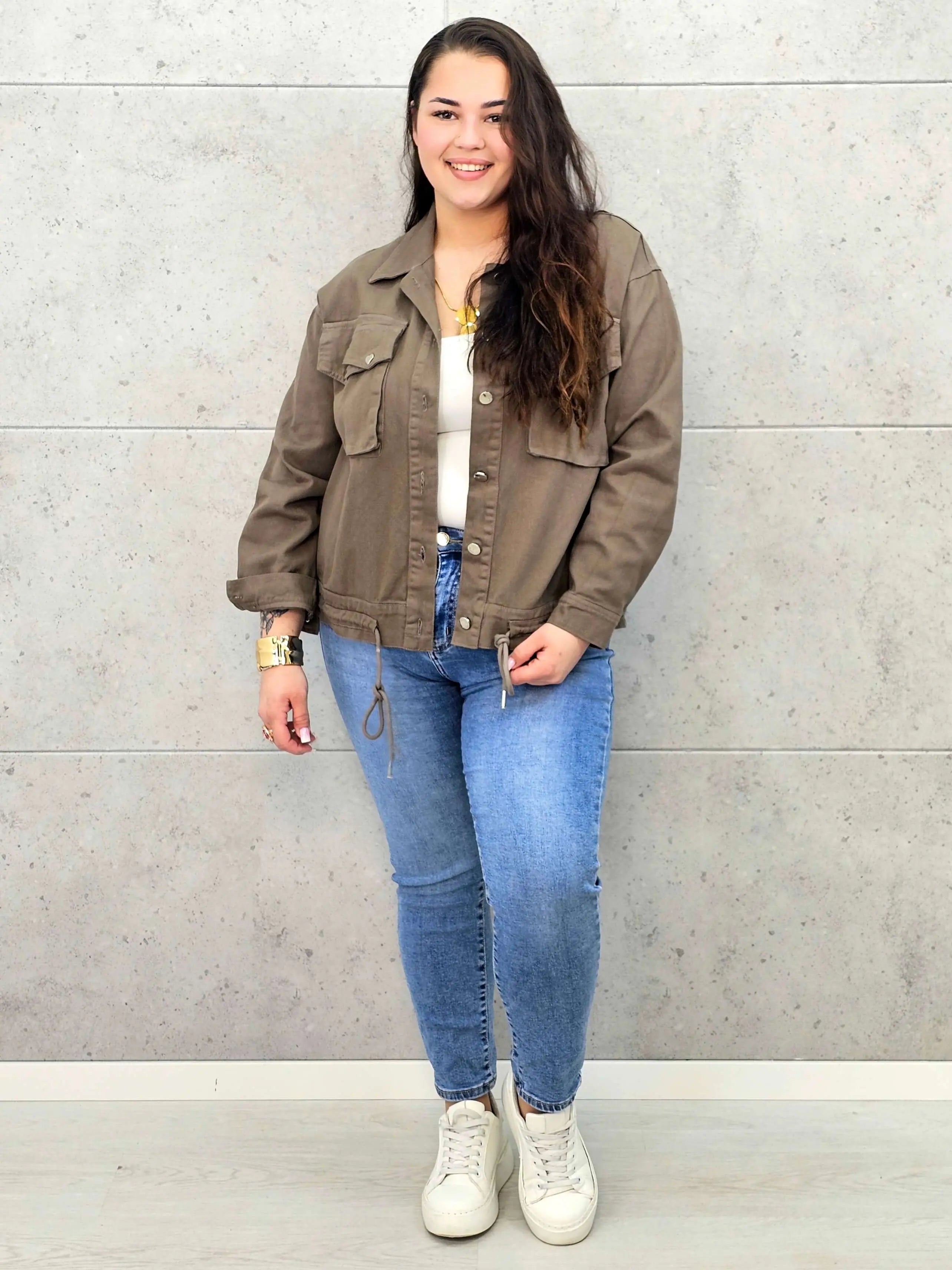 Kurtka plus size – styl i wygoda na co dzień w Stylowa XL Stylowa XL