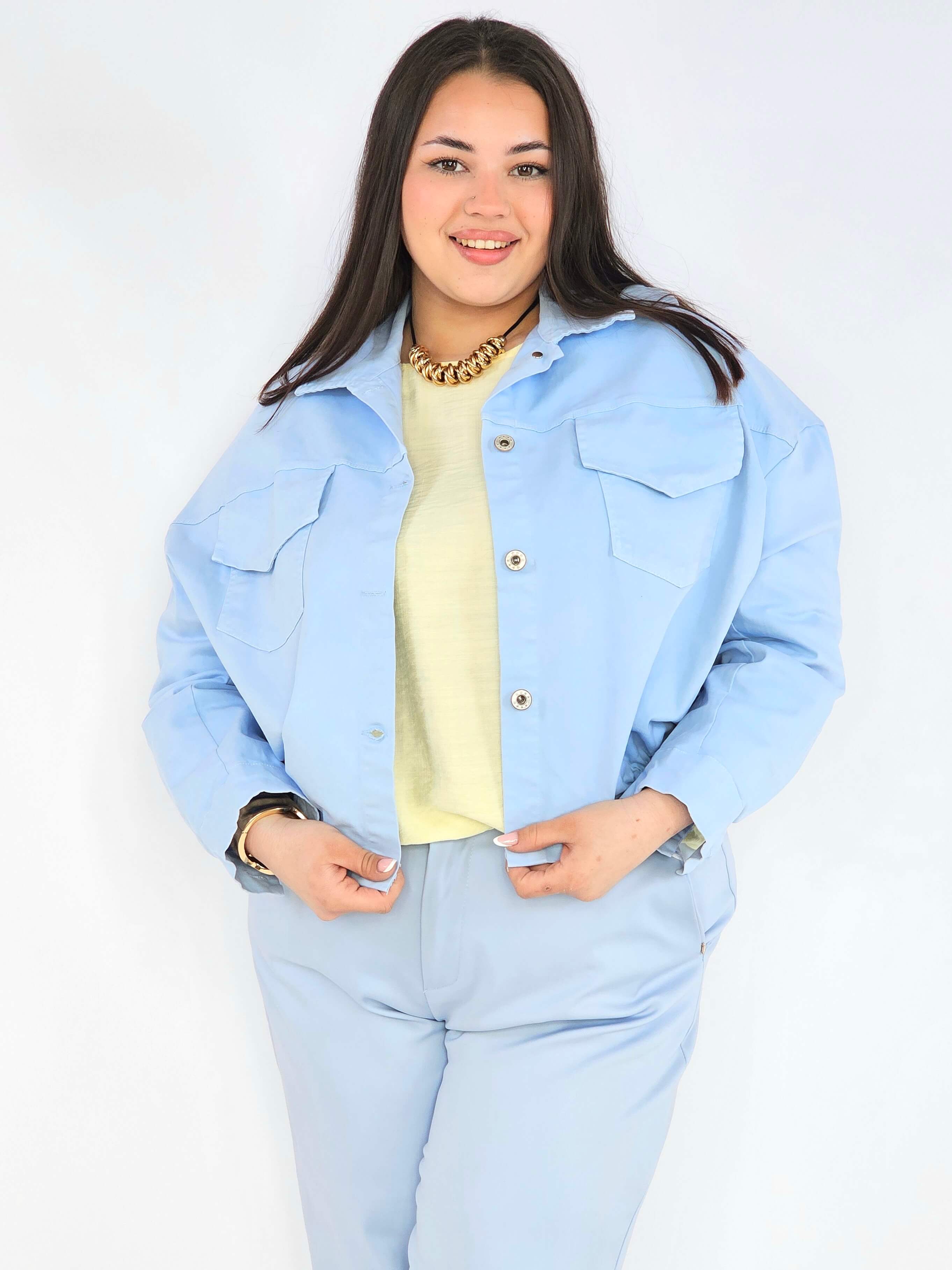 Kurtka plus size – wygodna i modna kurtka dla kobiet XXL Stylowa XL