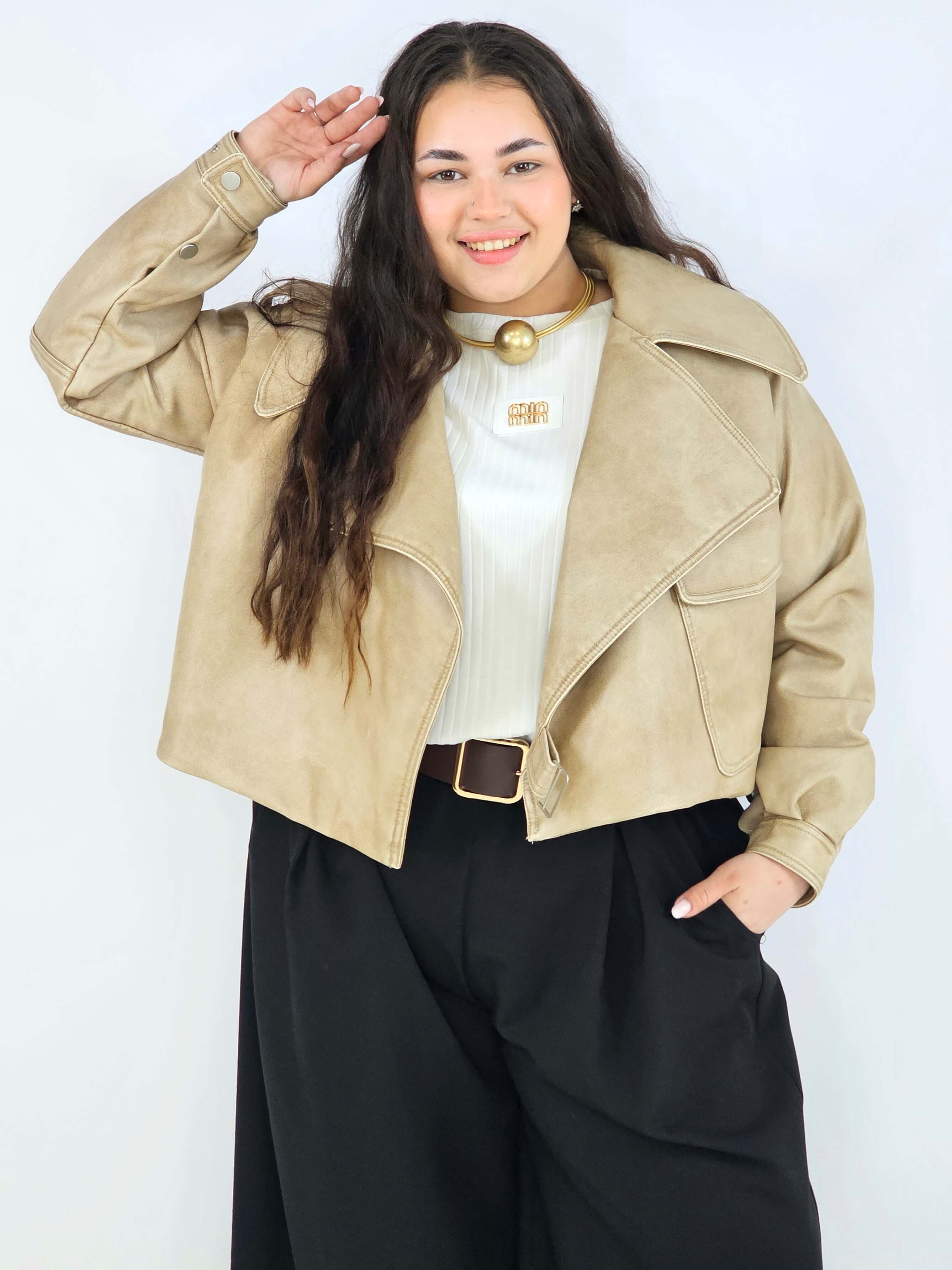 Kurtka plus size beżowa ramoneska – krótka kurtka XXL Stylowa XL