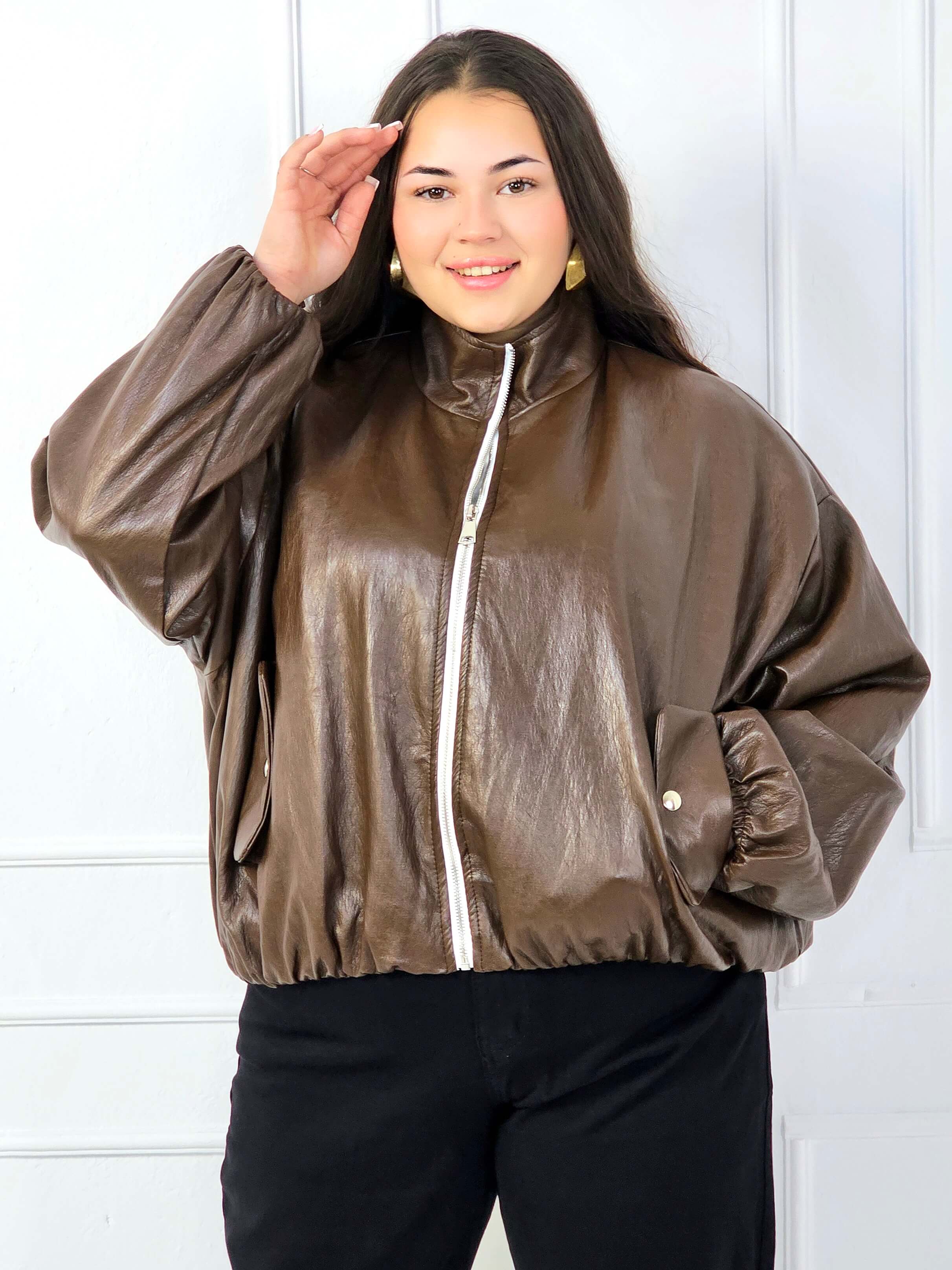 Kurtka plus size bomberka o luźnym kroju z suwakiem Stylowa XL