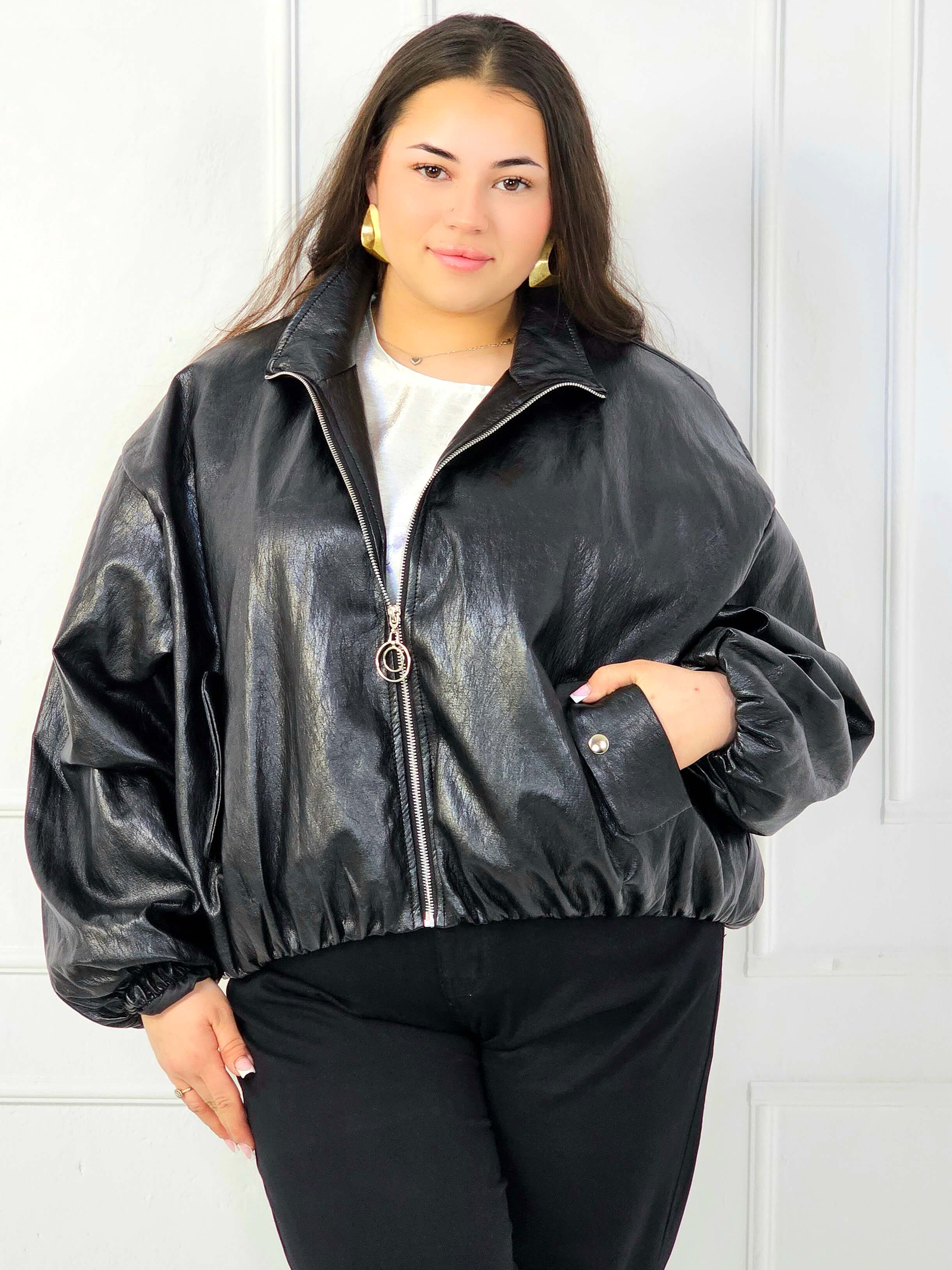 Kurtka plus size bomberka o luźnym kroju z suwakiem Stylowa XL