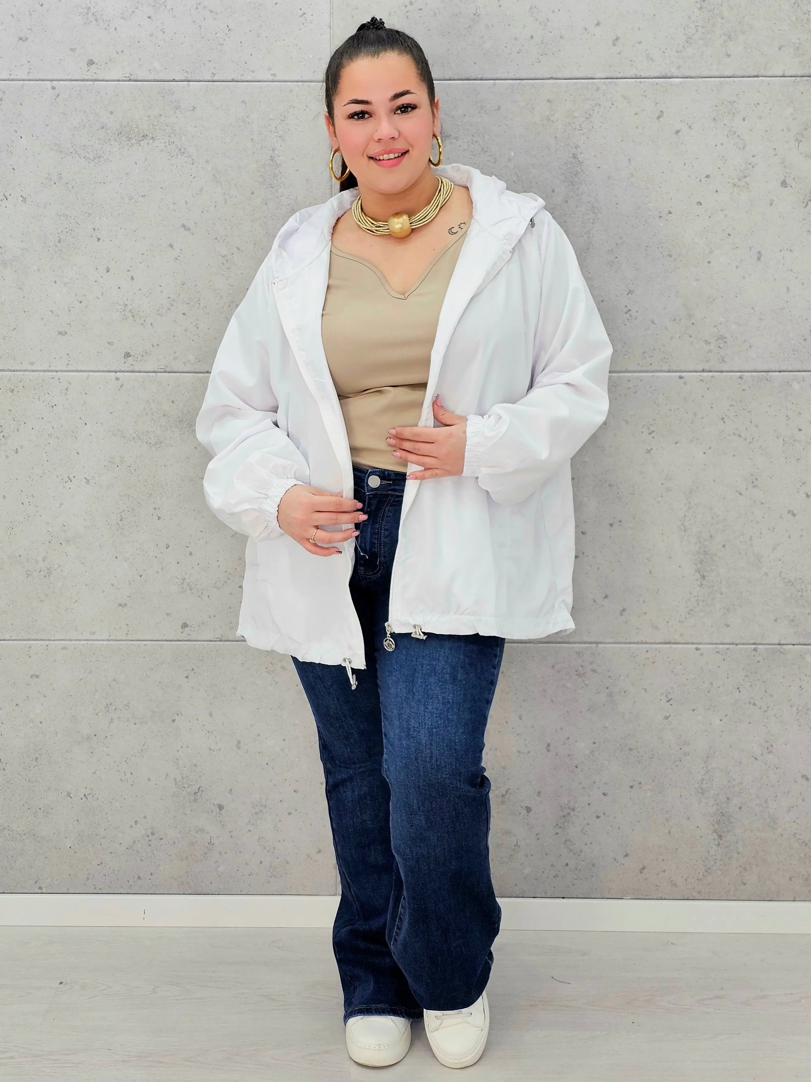 Kurtka plus size lekka na zamek – idealna na wiosnę i lato w Stylowa XL Stylowa XL