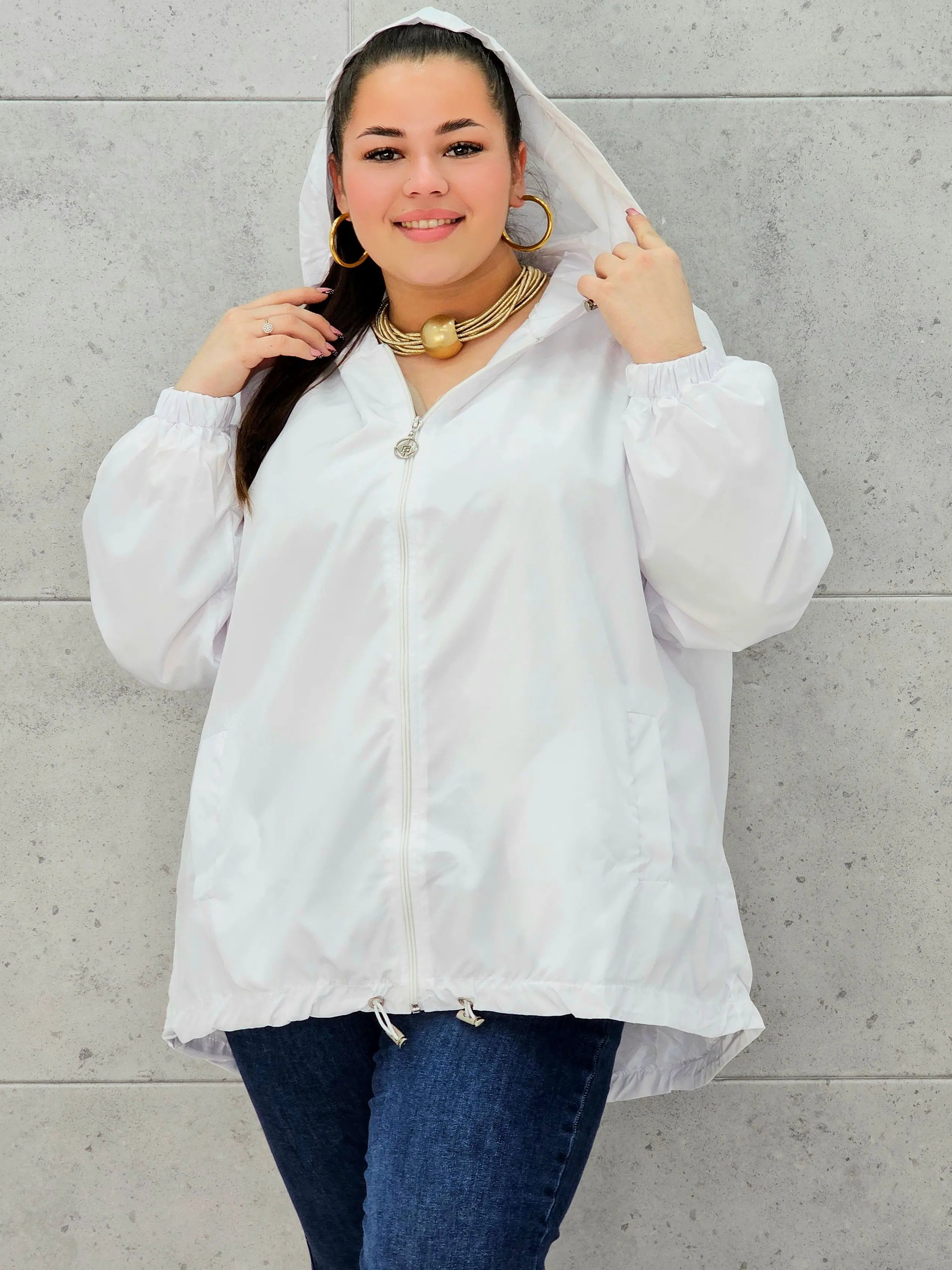 Kurtka plus size lekka na zamek – idealna na wiosnę i lato w Stylowa XL Stylowa XL