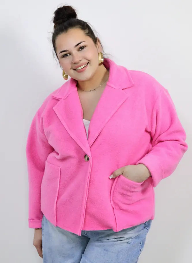Kurtka plus size o krótkim kroju z kołnierzem i kieszeniami Stylowa XL