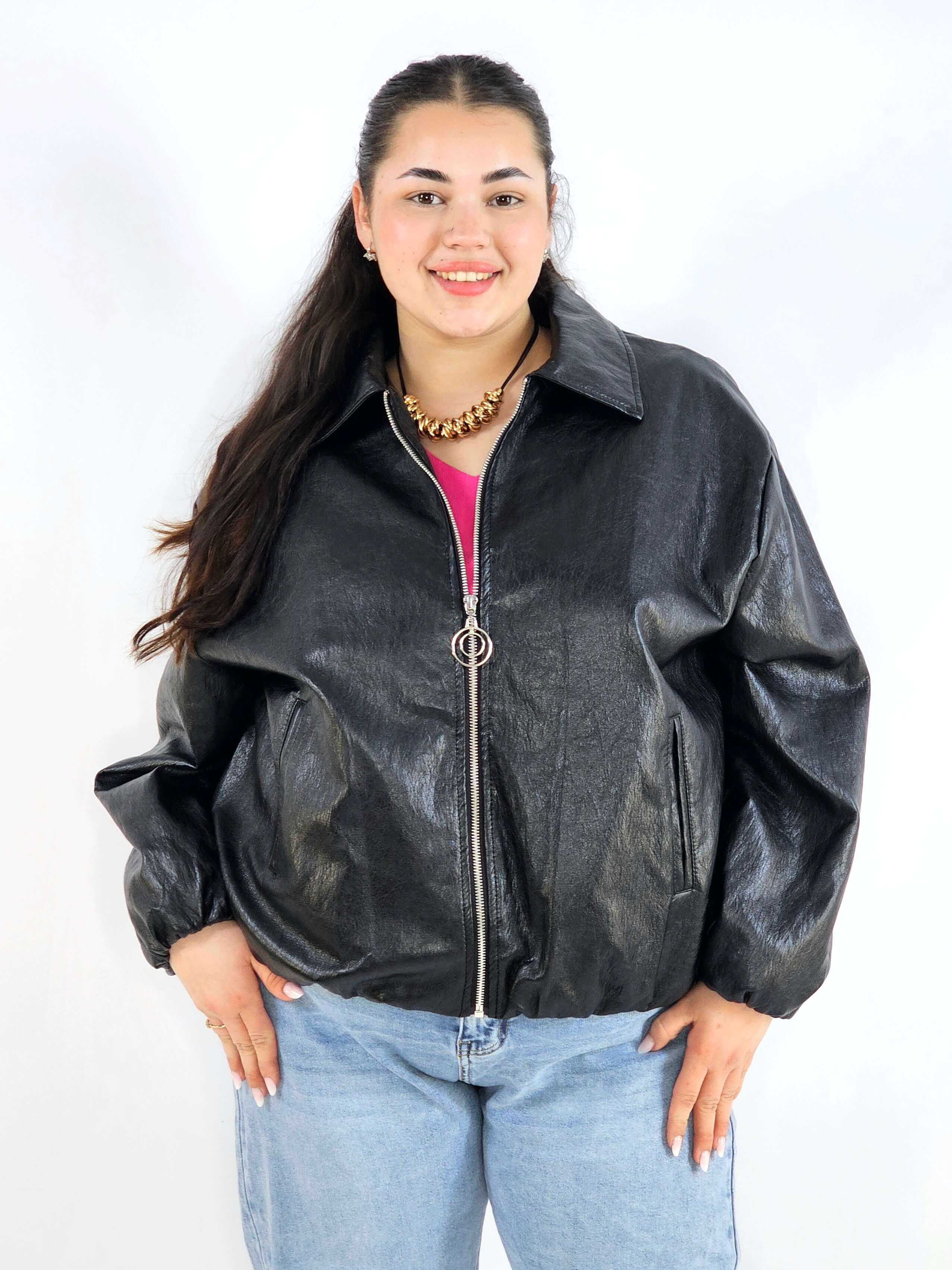 Kurtka plus size oversize z kołnierzem – miejska elegancja w nowoczesnym wydaniu Stylowa XL