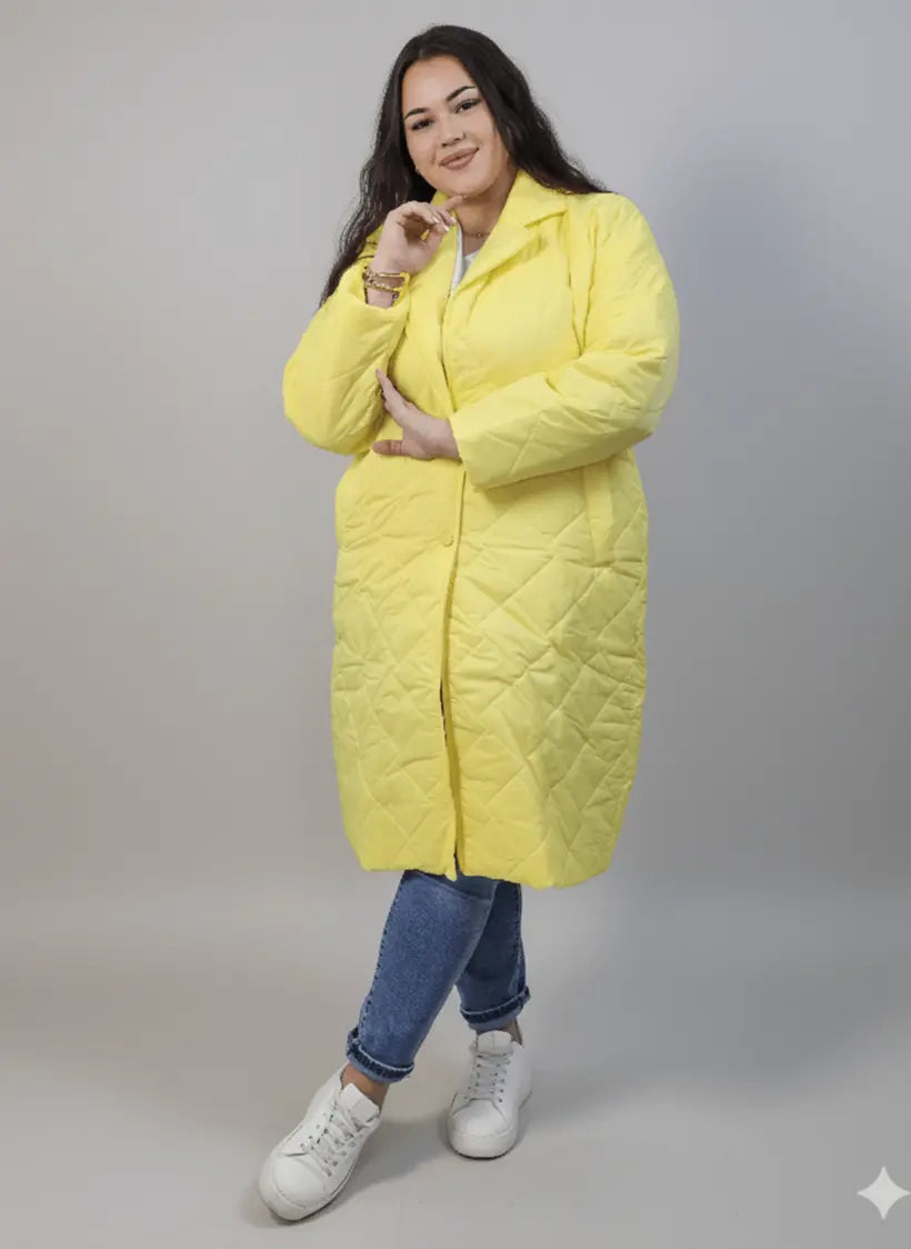 Kurtka plus size pikowana z dłuższym fasonem i kieszeniami Stylowa XL