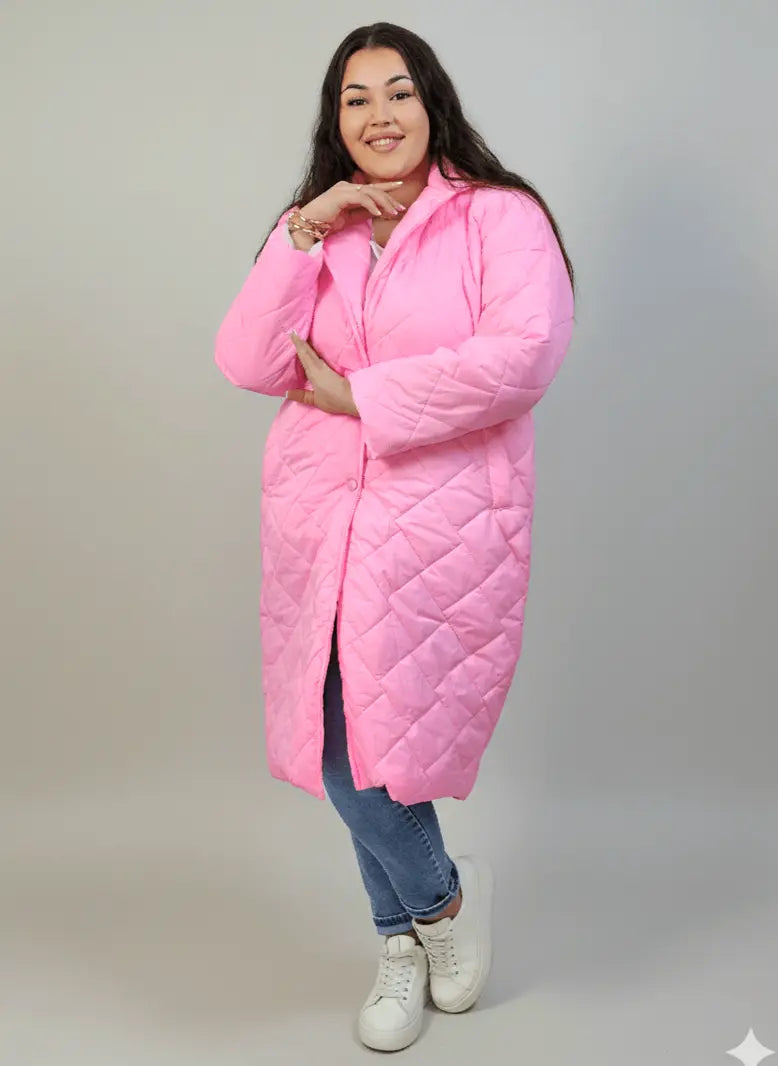 Kurtka plus size pikowana z dłuższym fasonem i kieszeniami Stylowa XL