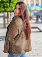 Kurtka ramoneska zamszowa khaki - rozmiary Stylowa XL