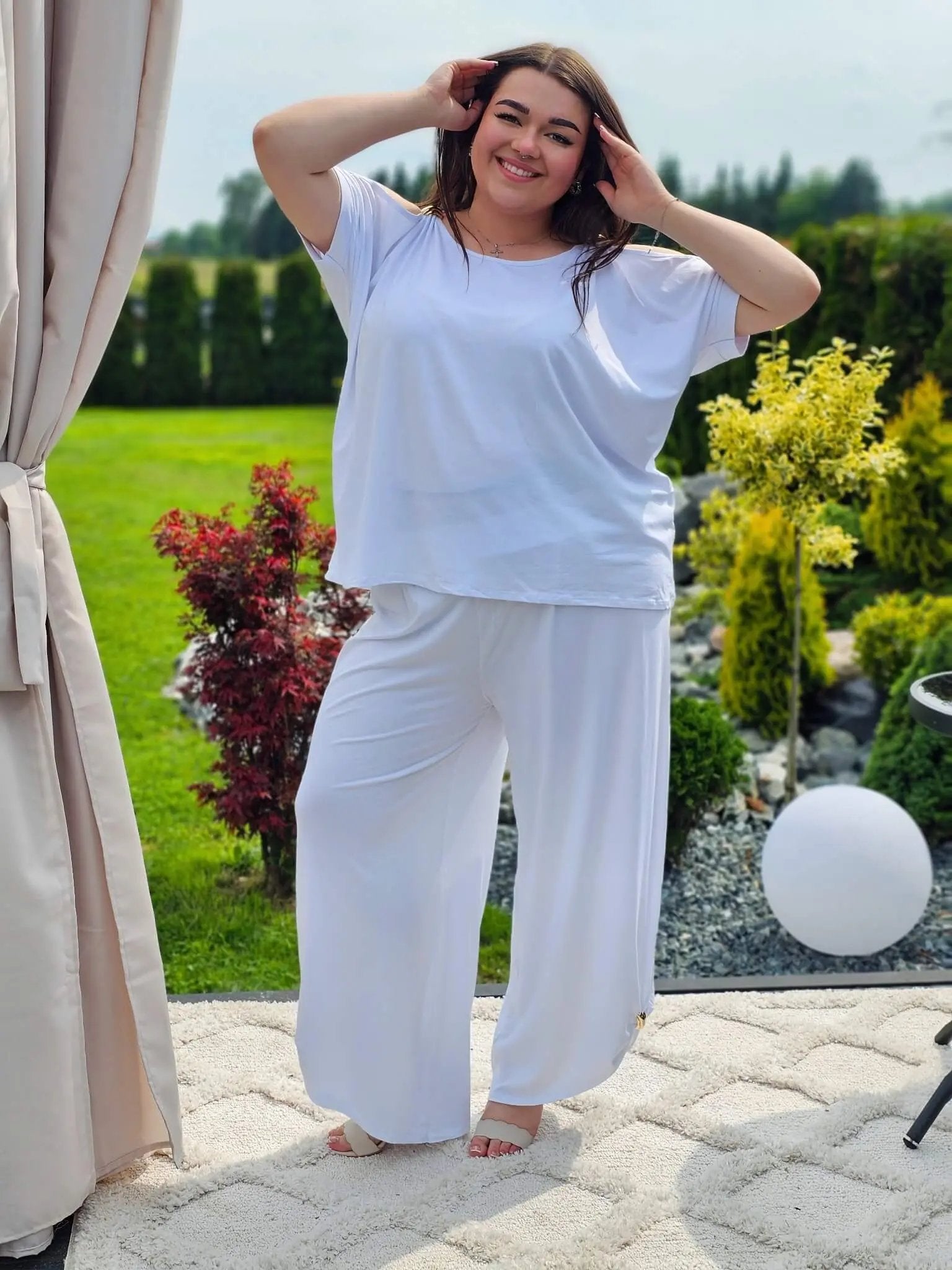 Letni komplet z odkrytymi ramionami Stylowa XL