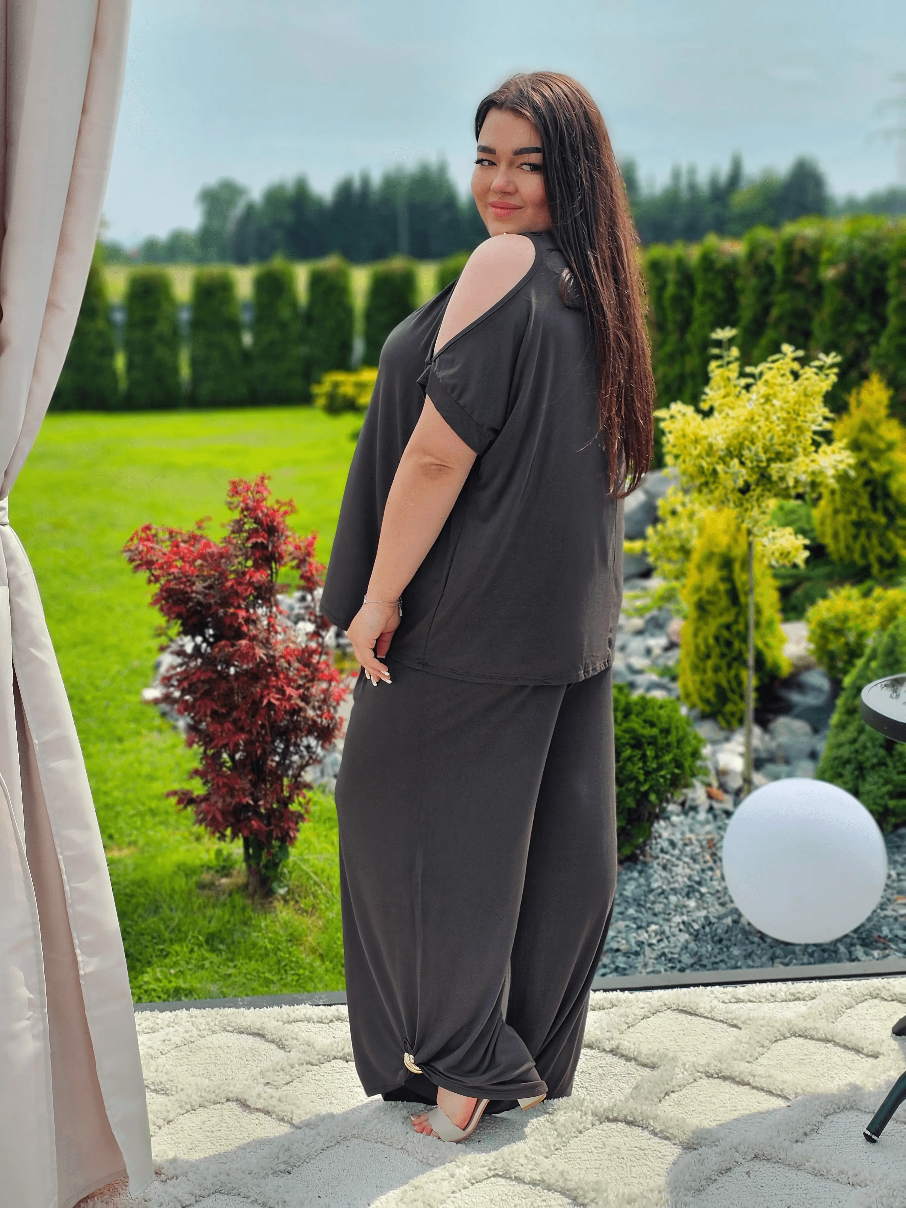 Letni komplet z odkrytymi ramionami Stylowa XL