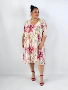 Letnia sukienka w kwiaty z plisowaniem. Stylowa XL