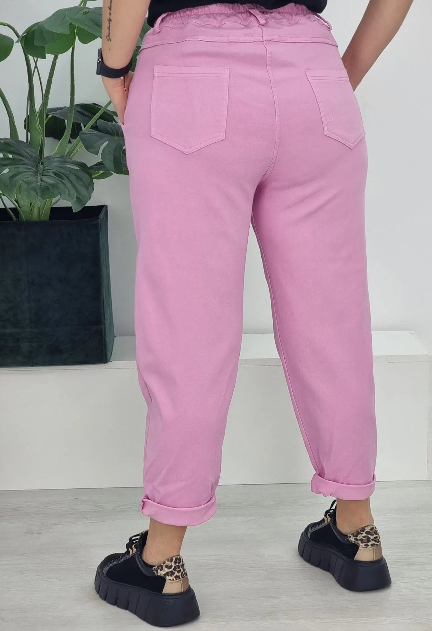 Livans – spodnie, które łączą styl i wygodę - fuksja Stylowa XL