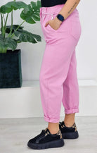 Livans – spodnie, które łączą styl i wygodę - fuksja Stylowa XL