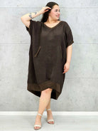 Lniana sukienka oversize midi z dekoltem V i kieszeniami Stylowa XL