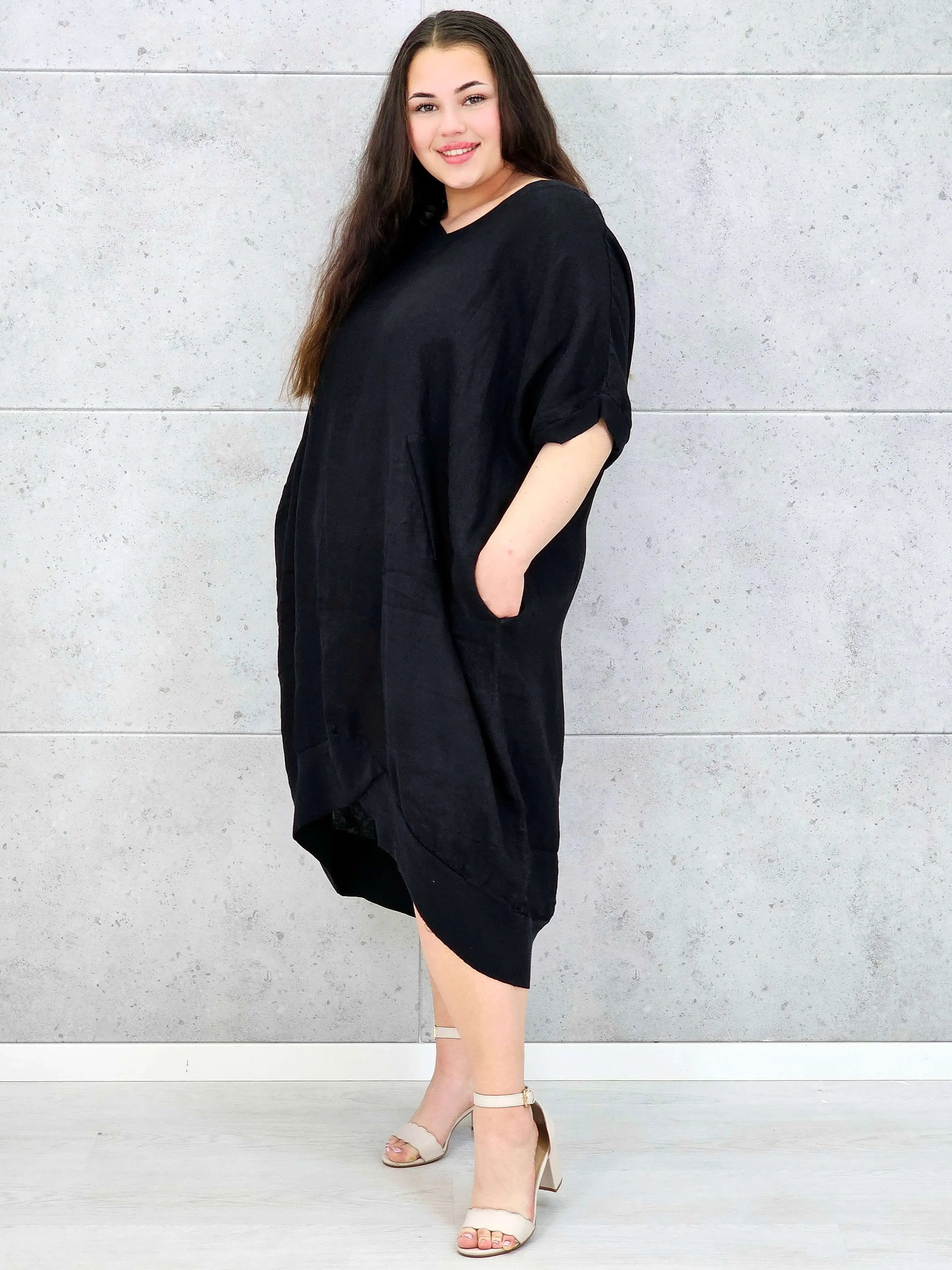 Lniana sukienka oversize midi z dekoltem V i kieszeniami Stylowa XL