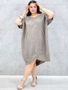 Lniana sukienka oversize midi z dekoltem V i kieszeniami Stylowa XL