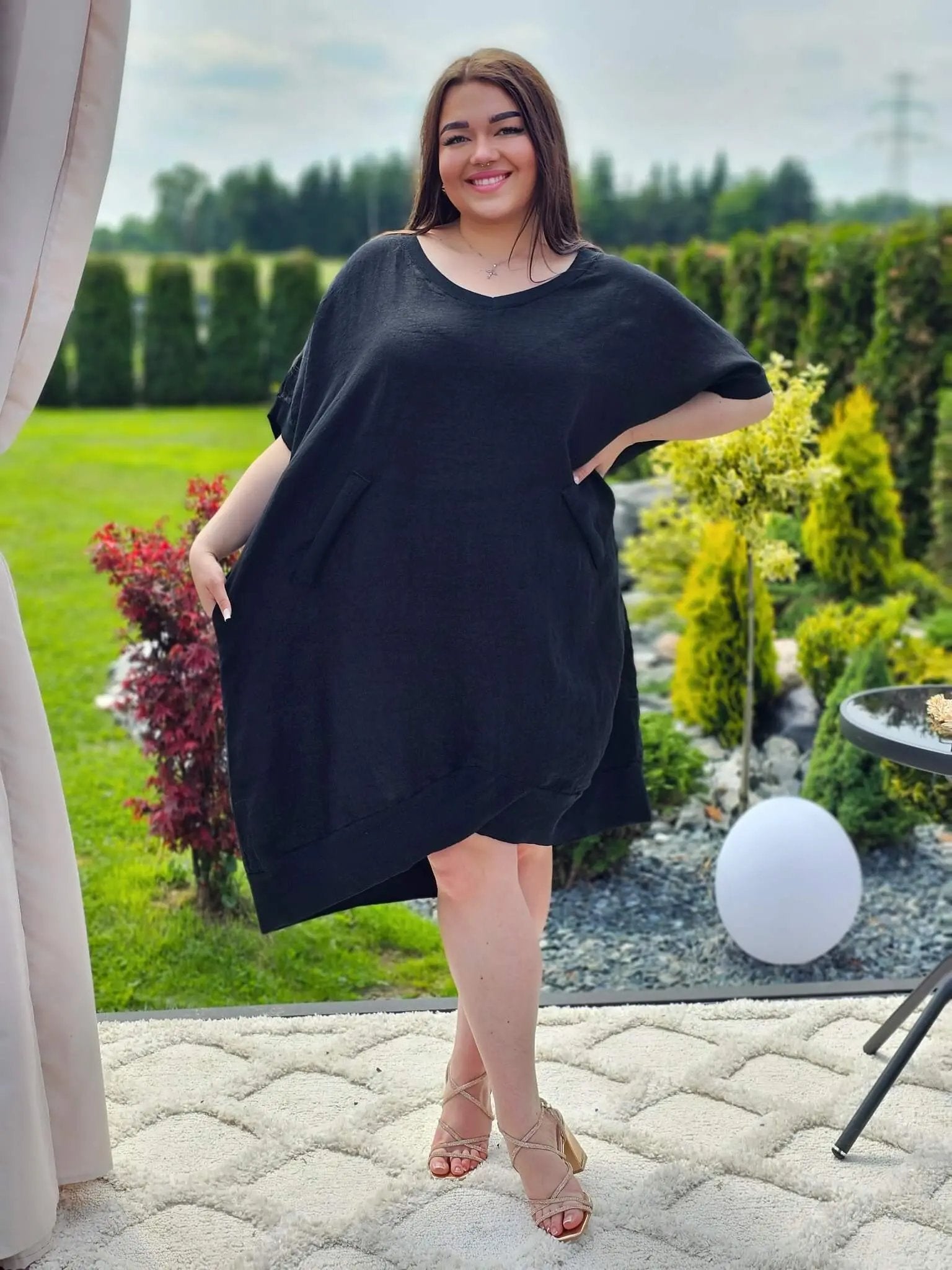 Lniana sukienka oversize z kieszeniami w kilku kolorach Stylowa XL