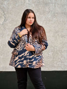 Marynarka damska w mieszany wzór zwierzęcy – unikalny design -GRANAT Stylowa XL