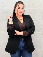 Marynarka plus size – elegancja, która pasuje do każdej stylizacji. Stylowa XL