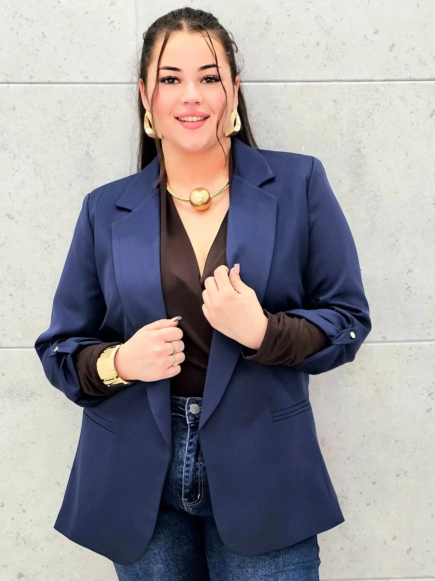 Marynarka plus size – elegancja, która pasuje do każdej stylizacji. Stylowa XL