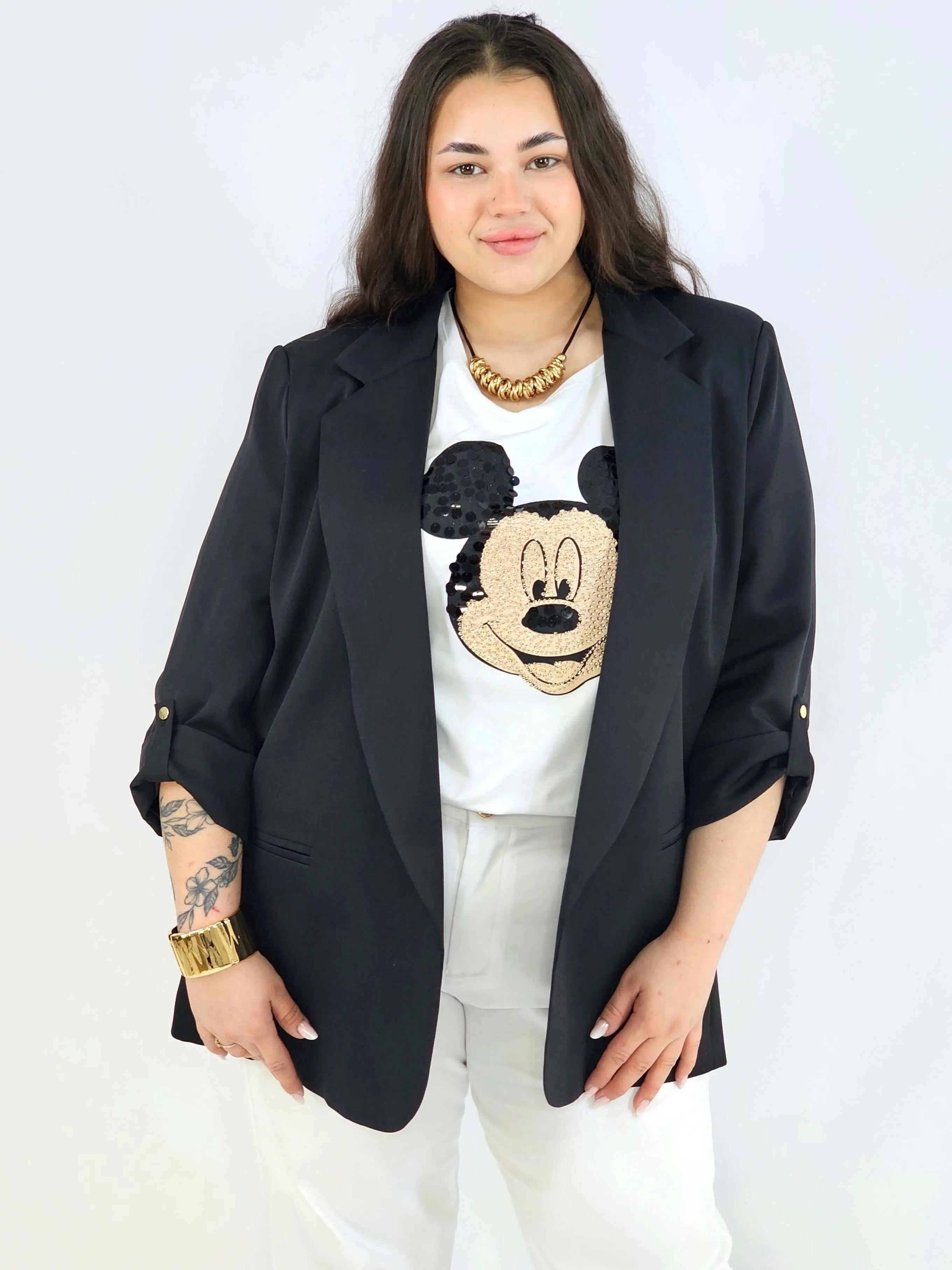 Marynarka plus size – elegancja, która pasuje do każdej stylizacji. Stylowa XL