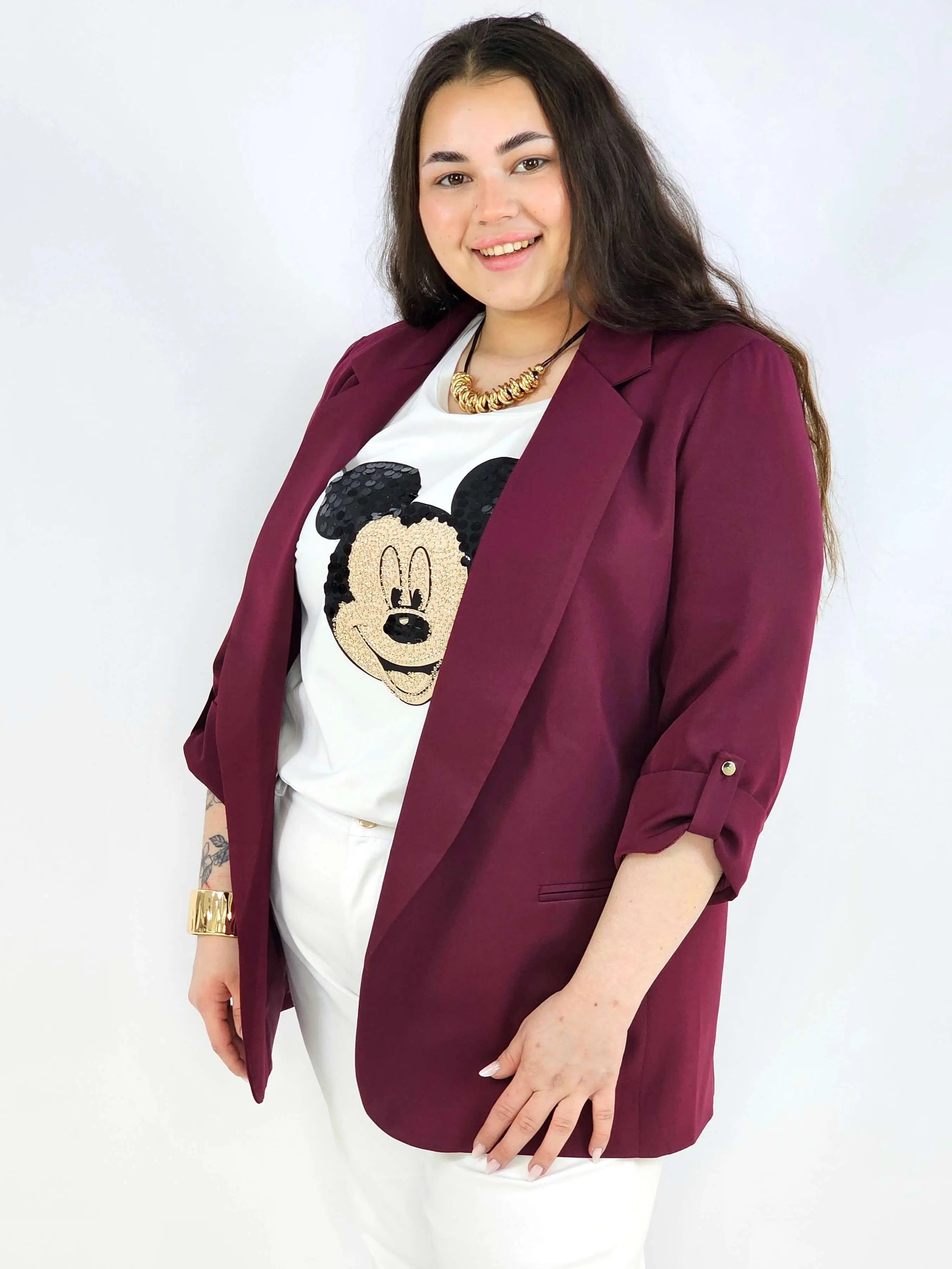 Marynarka plus size – elegancja, która pasuje do każdej stylizacji. Stylowa XL