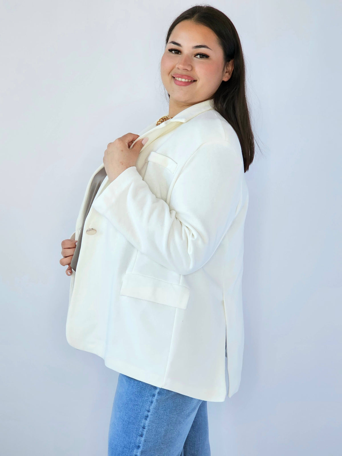 Marynarka plus size – elegancki fason dla kobiet XXL na każdą okazję Stylowa XL