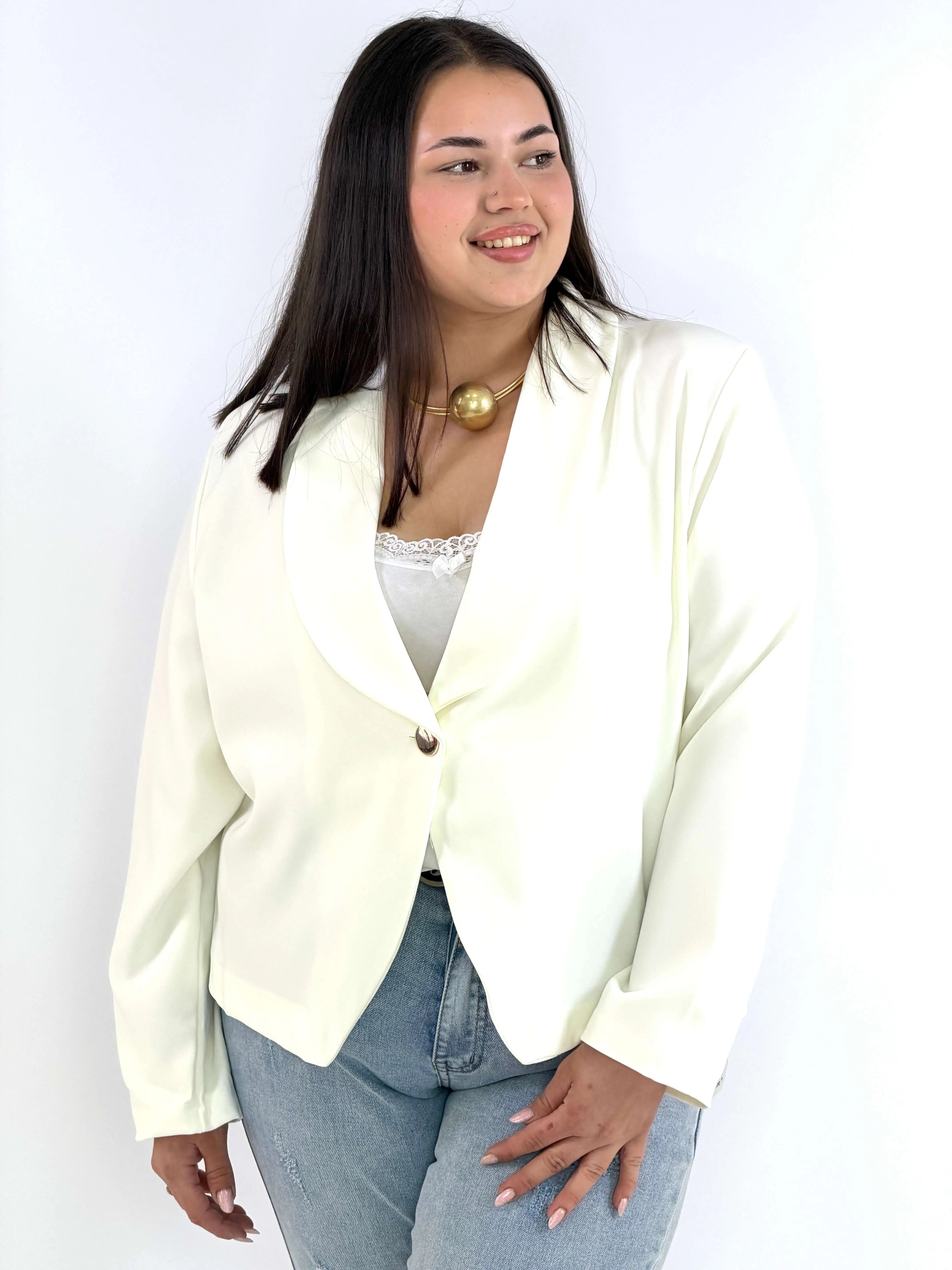 Marynarka plus size elegancka o krótkim kroju XXL Stylowa XL