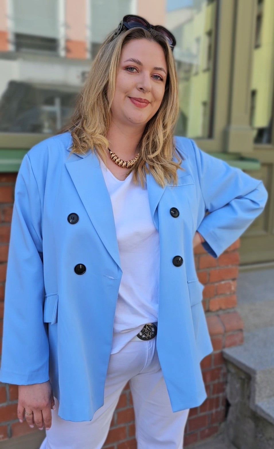Marynarka plus size oversize – elegancki styl i nowoczesna forma XXL Stylowa XL