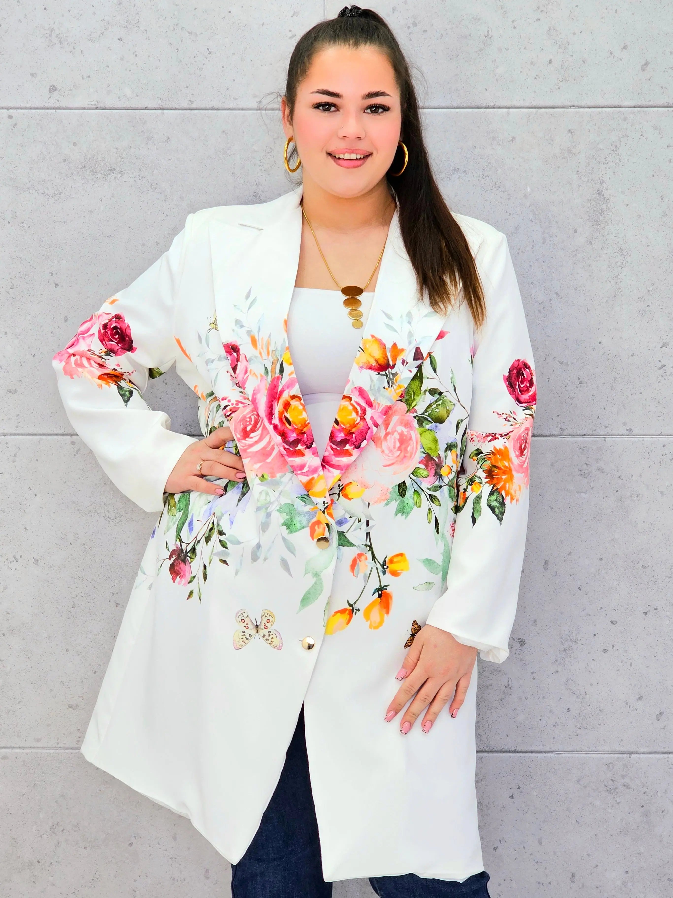 Marynarka plus size w kwiaty – elegancja dla kobiet XXL Stylowa XL