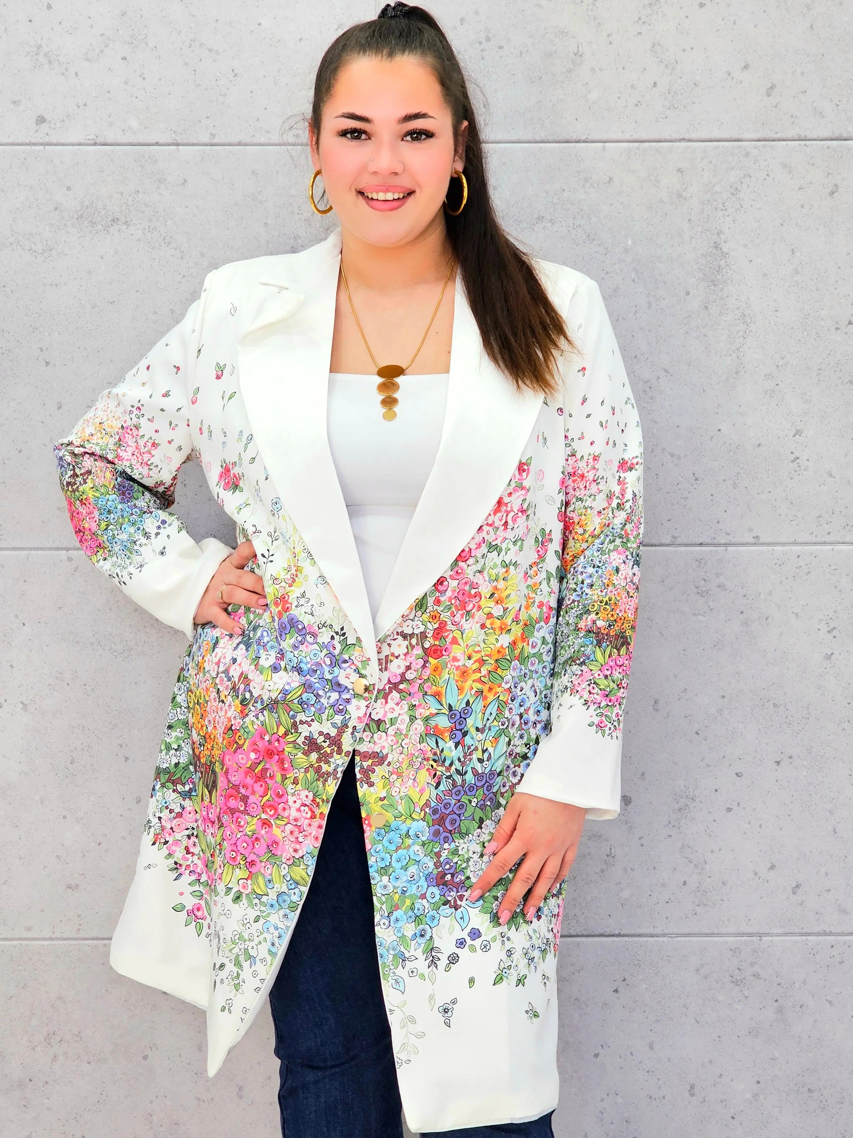 Marynarka plus size w kwiaty – elegancja dla kobiet XXL Stylowa XL