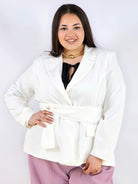 Marynarka plus size z wiązaniem elegancka dopasowana i kobieca Stylowa XL