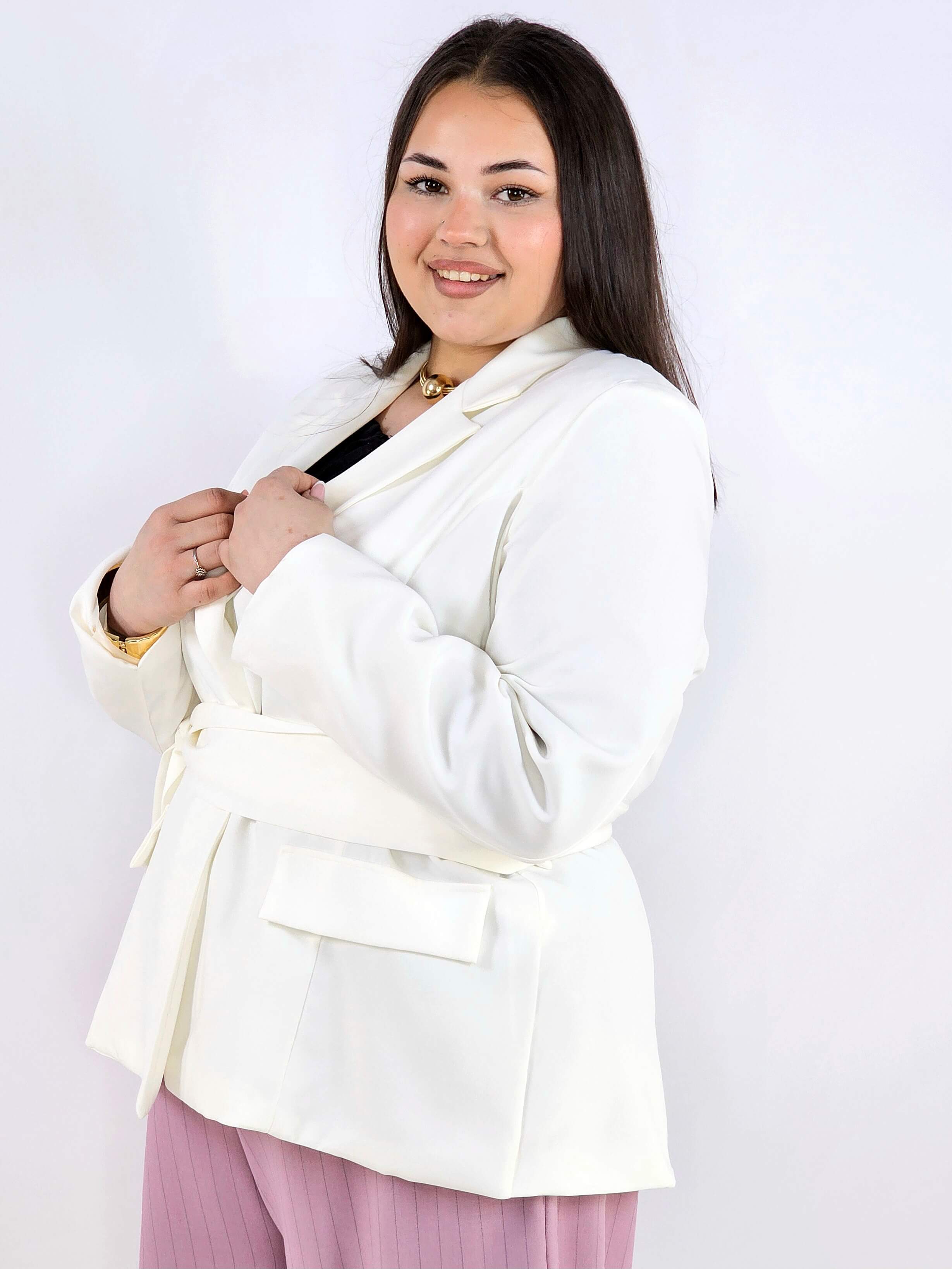 Marynarka plus size z wiązaniem elegancka dopasowana i kobieca Stylowa XL